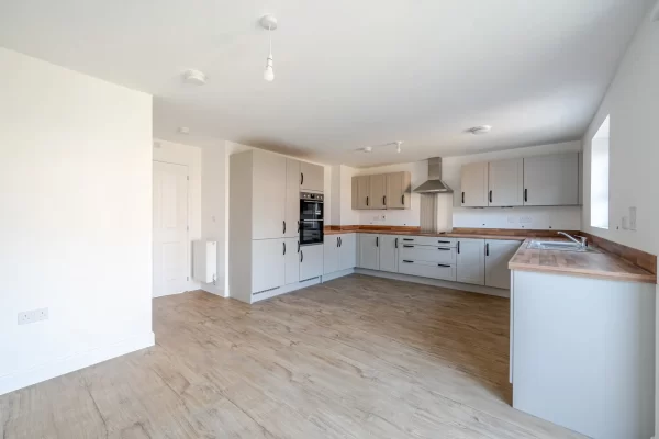 Finchampstead 1336787 19 689f09632cb3b