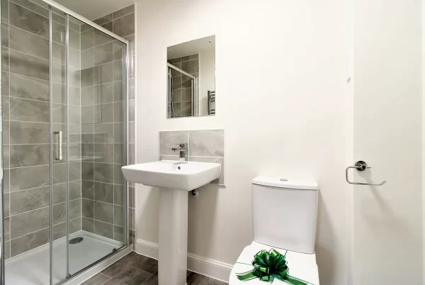 Gaydon 7 Bedroom 1 Ensuite